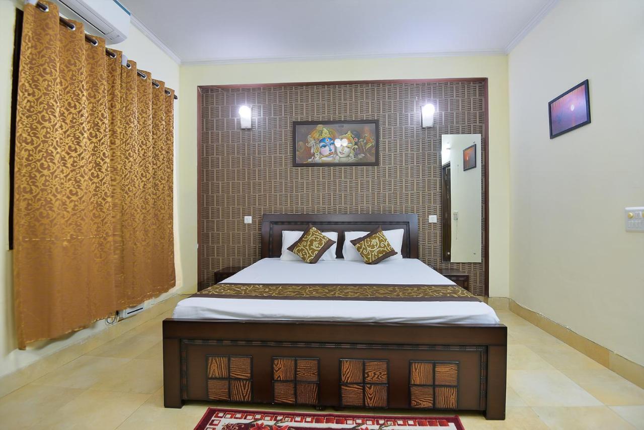 Studio Serviced Apartments Near Fortis Hospital Гургаон Екстериор снимка