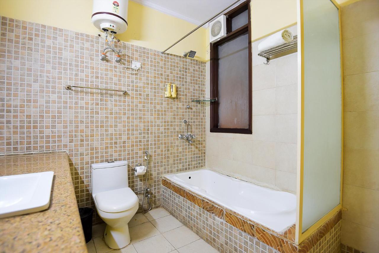 Studio Serviced Apartments Near Fortis Hospital Гургаон Екстериор снимка